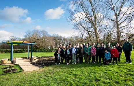 Representatives from Dacorum Borough Counci, Sunnyside Rural Trust and residents gathering in the new garden